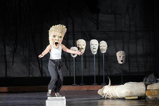 ANTHROPOLIS. Ungeheuer. Stadt. Theben | 12.-14.04.2024 | Deutsches Schauspielhaus Hamburg