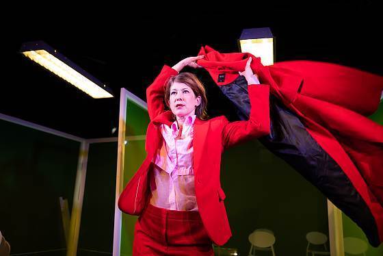 Foto des Theaterstücks "Prima Facie" Foto des Theaterstücks "Prima Facie"