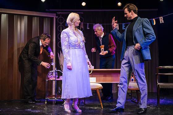 Der Revisor im Theater im Bauturm Der Revisor im Theater im Bauturm