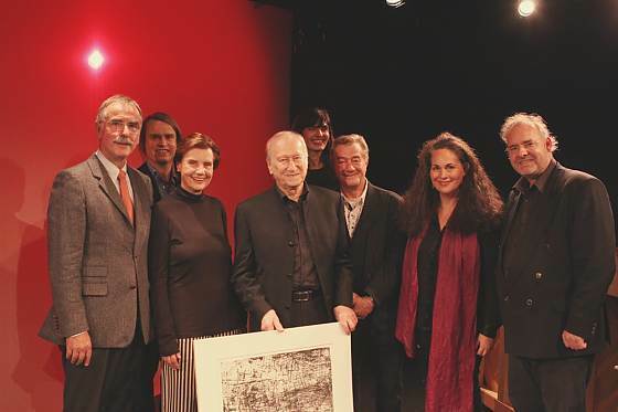 Foto der Kunstpreisverleihung 2017 mit Preisträger Milan Sladek