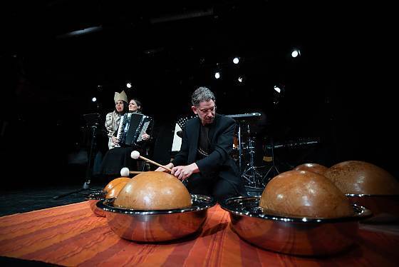 Foto des Theaterstücks "Richard III" Foto des Theaterstücks "Richard III"