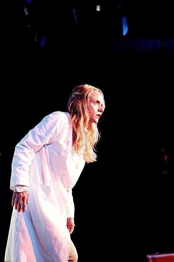 Frankenstein von Mary Shelley im Theater im Bauturm Frankenstein von Mary Shelley im Theater im Bauturm